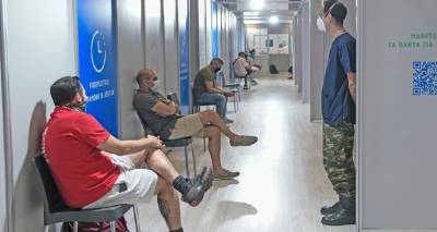 Ο εμβολιασμός σε όλη την Ελλάδα: Πρώτα τα Ιόνια Νησιά, στις τελευταίες θέσεις το Βόρειο Αιγαίο