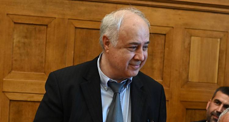 ΠΑΣΟΚ: Δεν θα ξανά ασχοληθούμε με φαιδρότητες και υπερβολές | Εκτός των θέσεων μας όσα είπε ο Παρασκευαΐδης για τη Τουρκία