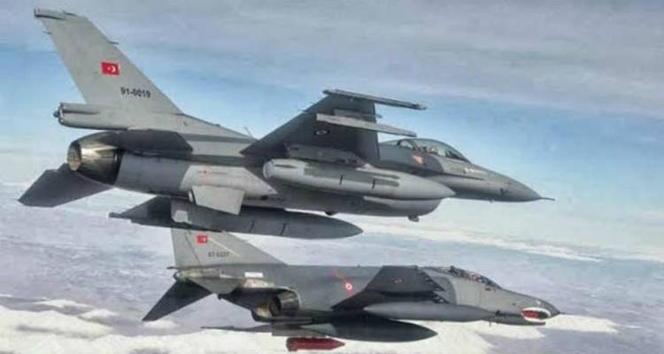 &Nu;έ&alpha; &tau;&omicron;&upsilon;&rho;&kappa;&iota;&kappa;ή &pi;&rho;ό&kappa;&lambda;&eta;&sigma;&eta;: &Tau;έ&sigma;&sigma;&epsilon;&rho;&alpha; &tau;&omicron;&upsilon;&rho;&kappa;&iota;&kappa;ά &mu;&alpha;&chi;&eta;&tau;&iota;&kappa;ά &pi;έ&tau;&alpha;&xi;&alpha;&nu; &mu;&epsilon;&tau;&alpha;&xi;ύ &Lambda;ή&mu;&nu;&omicron;&upsilon; &kappa;&alpha;&iota; &Lambda;έ&sigma;&beta;&omicron;&upsilon;