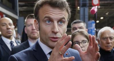 &Alpha;&nu;&tau;&iota;&mu;έ&tau;&omega;&pi;&omicron;&sigmaf; &mu;&epsilon; &delta;ύ&omicron; &pi;&rho;&omicron;&tau;ά&sigma;&epsilon;&iota;&sigmaf; &mu;&omicron;&mu;&phi;ή&sigmaf; &sigma;ή&mu;&epsilon;&rho;&alpha; &omicron; &Mu;&alpha;&kappa;&rho;ό&nu; | &Alpha;&nu; &alpha;&pi;&omicron;&rho;&rho;&iota;&phi;&theta;&omicron;ύ&nu; &pi;&epsilon;&rho;&nu;ά &alpha;&upsilon;&tau;ό&mu;&alpha;&tau;&alpha; &tau;&omicron; &nu;έ&omicron; &sigma;&upsilon;&nu;&tau;&alpha;&xi;&iota;&omicron;&delta;&omicron;&tau;&iota;&kappa;ό