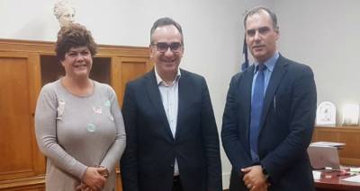 &Lambda;ή&mu;&nu;&omicron;&sigmaf;: &Lambda;&omicron;ύ&kappa;&alpha;&sigmaf;-&Sigma;&tau;&epsilon;&phi;&alpha;&nu;&iota;&delta;ά&kappa;&eta; &sigma;&tau;&omicron;&nu; &Kappa;&omicron;&nu;&tau;&omicron;&zeta;&alpha;&mu;ά&nu;&eta; | &Tau;&iota; &delta;&epsilon;&sigma;&mu;&epsilon;ύ&tau;&eta;&kappa;&epsilon; &omicron; &upsilon;&phi;&upsilon;&pi;&omicron;&upsilon;&rho;&gamma;ό&sigmaf; (audio)