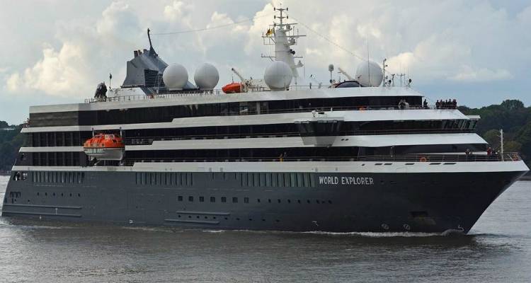 World Explorer: Με θερμομέτρηση η έξοδος των επιβατών στην Καβάλα | Η Λήμνος ο επόμενος σταθμός