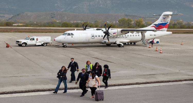 Λήμνος: Ταλαιπωρία λόγω καιρού για επιβάτες της απογευματινής πτήσης της Sky Express