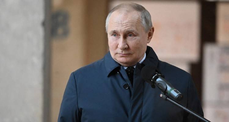 Πόλεμος στην Ουκρανία: Τι σημαίνει ο αποκλεισμός από το Swift και οι άλλες οικονομικές κυρώσεις εις βάρος της Μόσχας