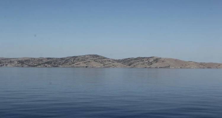 «Εγώ Αη Στράτη δε φοβάμαι...»