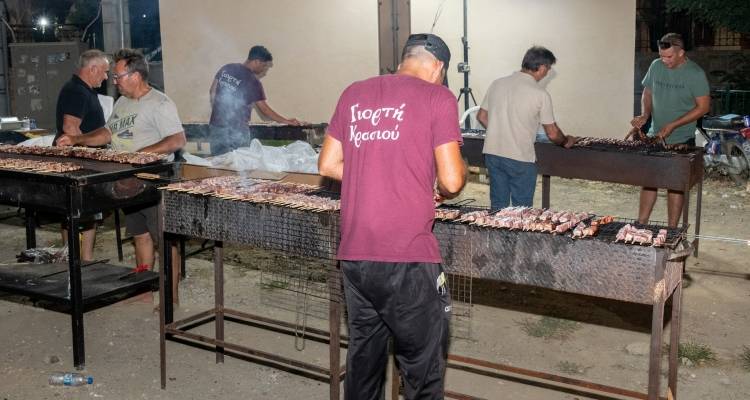 &Kappa;&upsilon;&beta;&epsilon;&rho;&nu;&eta;&tau;&iota;&kappa;έ&sigmaf; &pi;&eta;&gamma;έ&sigmaf; &gamma;&iota;&alpha; &tau;&iota;&sigmaf; &psi;&eta;&sigma;&tau;&alpha;&rho;&iota;έ&sigmaf; &sigma;&epsilon; &pi;&alpha;&nu;&eta;&gamma;ύ&rho;&iota;&alpha;: &laquo;&Delta;&epsilon;&nu; &upsilon;&pi;ά&rho;&chi;&epsilon;&iota; &rho;ύ&theta;&mu;&iota;&sigma;&eta; &pi;&omicron;&upsilon; &nu;&alpha; &alpha;&phi;&omicron;&rho;ά &alpha;&pi;&alpha;&gamma;ό&rho;&epsilon;&upsilon;&sigma;&eta; &lambda;&epsilon;&iota;&tau;&omicron;&upsilon;&rho;&gamma;ί&alpha;&sigmaf; &tau;&omicron;&upsilon;&sigmaf;&raquo;