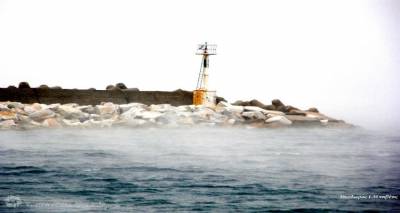 &Epsilon;&pi;&iota;&delta;&epsilon;&iota;&nu;ώ&nu;&epsilon;&tau;&alpha;&iota; &omicron; &kappa;&alpha;&iota;&rho;ό&sigmaf; &mu;&epsilon; &pi;&alpha;&gamma;&omega;&nu;&iota;ά, &beta;&rho;&omicron;&chi;έ&sigmaf; &kappa;&alpha;&iota; &chi;&iota;ό&nu;&iota;&alpha;