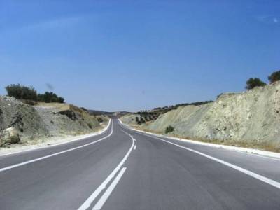 Ξεκίνησε η διαγράμμιση στο οδικό δίκτυο της Λήμνου