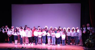 &Gamma;&lambda;&upsilon;&kappa;&iota;ά &laquo;&mu;έ&theta;&eta;&raquo; &alpha;&pi;ό &tau;&eta; &mu;&omicron;&upsilon;&sigma;&iota;&kappa;ή &pi;&alpha;&rho;ά&sigma;&tau;&alpha;&sigma;&eta; &tau;&omicron;&upsilon; &Mu;&Epsilon;&Sigma; &laquo;&Omicron; Ά&Gamma;&Iota;&Omicron;&Sigma; &Delta;&Eta;&Mu;&Eta;&Tau;&Rho;&Iota;&Omicron;&Sigma;&raquo;