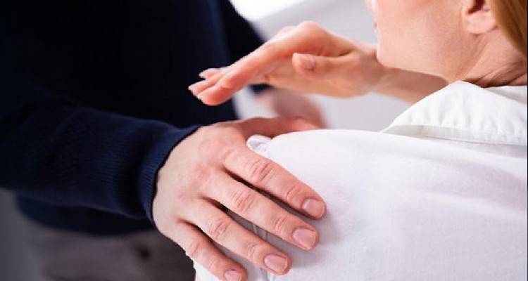 Χαμός στην πτήση Θεσσαλονίκη-Αθήνα: Παρενόχληση σε αεροσυνοδό από διαιτολόγο | Στη συνέχεια αυτοϊκανοποιήθηκε