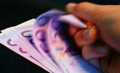 &Mu;&iota;&sigma;&theta;&omega;&tau;&omicron;ί &kappa;&alpha;&iota; &sigma;&upsilon;&nu;&tau;&alpha;&xi;&iota;&omicron;ύ&chi;&omicron;&iota; &pi;&lambda;ή&rho;&omega;&sigma;&alpha;&nu; &tau;&omicron; 55% &tau;&omega;&nu; &phi;ό&rho;&omega;&nu; &tau;&omicron; 2011