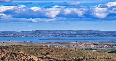 &Mu;&upsilon;&sigma;&tau;ή&rho;&iota;&omicron; &mu;&epsilon; &tau;&omicron;&nu; &kappa;&alpha;&iota;&rho;ό &tau;&omicron;&upsilon; &Pi;ά&sigma;&chi;&alpha;: &Tau;&iota; &beta;&lambda;έ&pi;&omicron;&upsilon;&nu; &omicron;&iota; &mu;&epsilon;&tau;&epsilon;&omega;&rho;&omicron;&lambda;ό&gamma;&omicron;&iota;