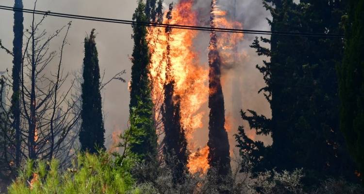 &Kappa;&rho;ή&tau;&eta;: &Phi;&omega;&tau;&iota;ά &sigma;&tau;&eta;&nu; &pi;&epsilon;&rho;&iota;&omicron;&chi;ή Ά&nu;&omega; Ά&kappa;&rho;&iota;&alpha; &Eta;&rho;&alpha;&kappa;&lambda;&epsilon;ί&omicron;&upsilon; | &Mu;ή&nu;&upsilon;&mu;&alpha; &tau;&omicron;&upsilon; &laquo;112&raquo; &sigma;&tau;&omicron;&upsilon;&sigmaf; &kappa;&alpha;&tau;&omicron;ί&kappa;&omicron;&upsilon;&sigmaf;, &laquo;&alpha;&pi;&omicron;&mu;&alpha;&kappa;&rho;&upsilon;&nu;&theta;&epsilon;ί&tau;&epsilon; &pi;&rho;&omicron;&sigmaf; &Alpha;&sigma;ή&mu;&iota;&raquo;