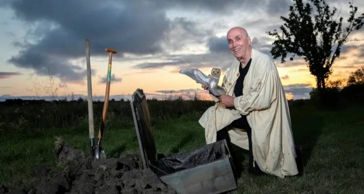 &Tau;&omicron; &mu;&alpha;&kappa;&rho;&omicron;&beta;&iota;ό&tau;&epsilon;&rho;&omicron; &kappa;&upsilon;&nu;ή&gamma;&iota; &theta;&eta;&sigma;&alpha;&upsilon;&rho;&omicron;ύ έ&phi;&tau;&alpha;&sigma;&epsilon; &sigma;&tau;&omicron; &tau;έ&lambda;&omicron;&sigmaf; &tau;&omicron;&upsilon; | &Beta;&rho;έ&theta;&eta;&kappa;&epsilon; &eta; &chi;&rho;&upsilon;&sigma;ή &kappa;&omicron;&upsilon;&kappa;&omicron;&upsilon;&beta;ά&gamma;&iota;&alpha; &mu;&epsilon;&tau;ά &alpha;&pi;ό 31 &chi;&rho;ό&nu;&iota;&alpha;