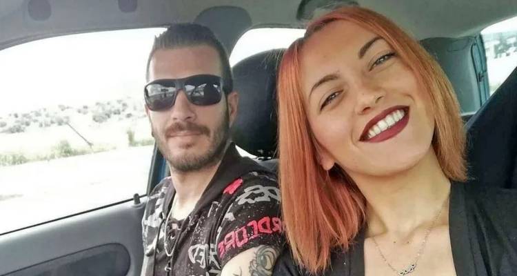 &Xi;&epsilon;&kappa;&iota;&nu;ά &eta; &delta;ί&kappa;&eta; &gamma;&iota;&alpha; &tau;&eta; &delta;&omicron;&lambda;&omicron;&phi;&omicron;&nu;ί&alpha; &tau;&eta;&sigmaf; &Kappa;&upsilon;&rho;&iota;&alpha;&kappa;ή&sigmaf; &Gamma;&rho;ί&beta;&alpha; έ&xi;&omega; &alpha;&pi;ό &tau;&omicron; &Alpha;&Tau; &Alpha;&gamma;ί&omega;&nu; &Alpha;&nu;&alpha;&rho;&gamma;ύ&rho;&omega;&nu; -&Sigma;&tau;&omicron; &epsilon;&delta;ώ&lambda;&iota;&omicron; &omicron; &pi;&rho;ώ&eta;&nu; &sigma;ύ&nu;&tau;&rho;&omicron;&phi;ό&sigmaf; &tau;&eta;&sigmaf;