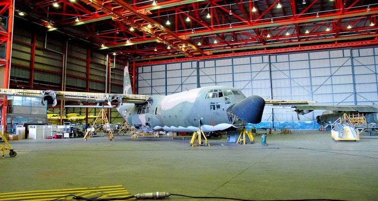 &Omicron;&iota; &mu;&alpha;&theta;&eta;&tau;έ&sigmaf; &kappa;&alpha;&iota; &omicron; &Delta;&iota;&epsilon;&upsilon;&theta;&upsilon;&nu;&tau;ή&sigmaf; &tau;&omicron;&upsilon; &Delta;&eta;&mu;&omicron;&tau;&iota;&kappa;&omicron;ύ &Sigma;&chi;&omicron;&lambda;&epsilon;ί&omicron;&upsilon; &Alpha;&tau;&sigma;&iota;&kappa;ή&sigmaf; &epsilon;&upsilon;&chi;&alpha;&rho;&iota;&sigma;&tau;&omicron;ύ&nu;&hellip;