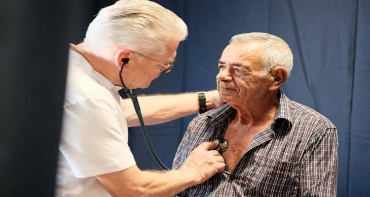 &Omicron;&lambda;&omicron;&kappa;&lambda;&eta;&rho;ώ&theta;&eta;&kappa;&epsilon; &mu;&epsilon; &mu;&epsilon;&gamma;ά&lambda;&eta; &epsilon;&pi;&iota;&tau;&upsilon;&chi;ί&alpha; &eta; &epsilon;&theta;&epsilon;&lambda;&omicron;&nu;&tau;&iota;&kappa;ή &iota;&alpha;&tau;&rho;&iota;&kappa;ή &delta;&rho;ά&sigma;&eta; &laquo;&Pi;&alpha;&nu;&tau;&omicron;ύ&raquo; &tau;&omicron;&upsilon; &Omicron;&mu;ί&lambda;&omicron;&upsilon; HHG &sigma;&tau;&eta; &Lambda;ή&mu;&nu;&omicron;