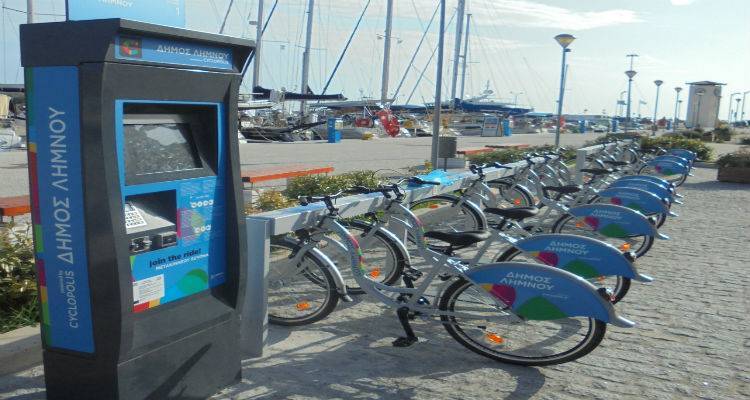 &Tau;&alpha; &pi;&rho;&omega;&tau;&omicron;&beta;&rho;ό&chi;&iota;&alpha; ή&rho;&theta;&alpha;&nu; &tau;&alpha; &kappa;&omicron;&iota;&nu;ό&chi;&rho;&eta;&sigma;&tau;&alpha; &pi;&omicron;&delta;ή&lambda;&alpha;&tau;&alpha; &tau;&omicron;&upsilon; &Delta;ή&mu;&omicron;&upsilon; &Lambda;ή&mu;&nu;&omicron;&upsilon; "&phi;&epsilon;ύ&gamma;&omicron;&upsilon;&nu;"