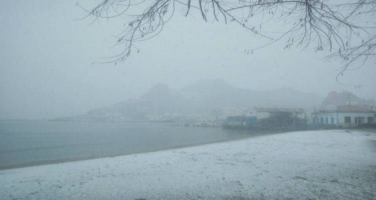 &Tau;&omicron;... &laquo;&sigma;&tau;&rho;ώ&nu;&epsilon;&iota;&raquo; &kappa;&alpha;&iota; &sigma;&tau;&eta; &Lambda;ή&mu;&nu;&omicron; (photos)