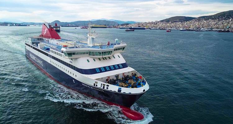 &Sigma;&tau;&eta; &Mu;&upsilon;&tau;&iota;&lambda;ή&nu;&eta; &tau;&omicron; Myconos &lambda;ό&gamma;&omega; &alpha;&pi;&alpha;&gamma;&omicron;&rho;&epsilon;&upsilon;&tau;&iota;&kappa;&omicron;ύ