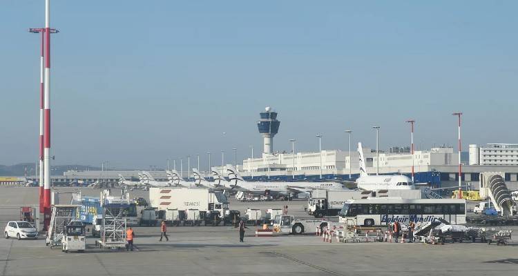 &Epsilon;&lambda;. &Beta;&epsilon;&nu;&iota;&zeta;έ&lambda;&omicron;&sigmaf;: &Sigma;&upsilon;&nu;&alpha;&gamma;&epsilon;&rho;&mu;ό&sigmaf; &gamma;&iota;&alpha; &alpha;&epsilon;&rho;&omicron;&sigma;&kappa;ά&phi;&omicron;&sigmaf; &mu;&epsilon; &beta;&lambda;ά&beta;&eta; &pi;&rho;&iota;&nu; &tau;&eta;&nu; &pi;&rho;&omicron;&sigma;&gamma;&epsilon;ί&omega;&sigma;&eta;