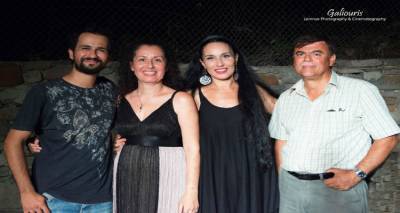 &Eta; &Delta;&eta;&mu;&omicron;&tau;&iota;&kappa;ή &Kappa;&omicron;&iota;&nu;ό&tau;&eta;&tau;&alpha; &Mu;ύ&rho;&iota;&nu;&alpha;&sigmaf; &epsilon;&upsilon;&chi;&alpha;&rho;&iota;&sigma;&tau;&epsilon;ί&hellip;