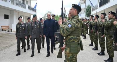 &Alpha;&nu;&alpha;&lambda;&upsilon;&tau;&iota;&kappa;ά &tau;&omicron; &sigma;&tau;&epsilon;&gamma;&alpha;&sigma;&tau;&iota;&kappa;ό &pi;&rho;ό&gamma;&rho;&alpha;&mu;&mu;&alpha; &tau;&omicron;&upsilon; &upsilon;&pi;. Ά&mu;&upsilon;&nu;&alpha;&sigmaf;: &Tau;&omicron; 85% &tau;&omega;&nu; &sigma;&pi;&iota;&tau;&iota;ώ&nu; &sigma;&epsilon; &sigma;&tau;&rho;&alpha;&tau;&iota;&omega;&tau;&iota;&kappa;&omicron;ύ&sigmaf;, &tau;&omicron; 15% &sigma;&epsilon; &gamma;&iota;&alpha;&tau;&rho;&omicron;ύ&sigmaf;-&epsilon;&kappa;&pi;&alpha;&iota;&delta;&epsilon;&upsilon;&tau;&iota;&kappa;&omicron;ύ&sigmaf;