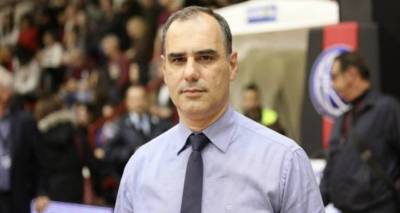 &Theta;&omega;&mu;ά&sigmaf; &Lambda;&omicron;ύ&kappa;&alpha;&sigmaf; &gamma;&iota;&alpha; &tau;&omicron; &Gamma;&upsilon;&mu;&nu;ά&sigma;&iota;&omicron; &Mu;ύ&rho;&iota;&nu;&alpha;&sigmaf;: &laquo;&Delta;&epsilon;&iota;&lambda;&omicron;ί &kappa;&alpha;&iota; &mu;&omicron;&iota;&rho;&alpha;ί&omicron;&iota; &delta;&epsilon;&nu; &epsilon;ί&mu;&alpha;&sigma;&tau;&epsilon; &iota;&kappa;&alpha;&nu;&omicron;ί &nu;&alpha; &alpha;&pi;&omicron;&kappa;&alpha;&tau;&alpha;&sigma;&tau;ή&sigma;&omicron;&upsilon;&mu;&epsilon; &tau;&iota;&sigmaf; &zeta;&eta;&mu;&iota;έ&sigmaf; 8 &chi;&rho;ό&nu;&iota;&alpha; &mu;&epsilon;&tau;ά&hellip;&raquo;