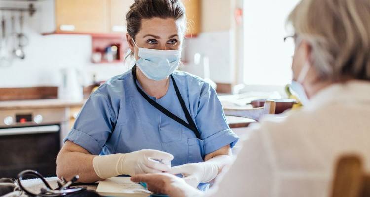 Βρετανία: Δεν αποκλείεται η αύξηση των συνεισφορών για την κοινωνική ασφάλιση