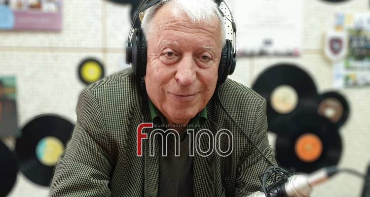 Ο Κώστας Μουτζούρης στον FM 100 (audio)
