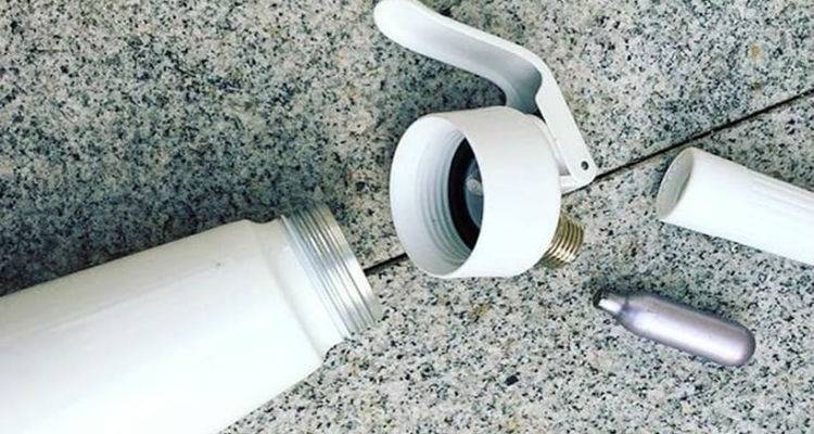 &Pi;ή&rho;&epsilon; έ&nu;&alpha; &epsilon;&kappa;&alpha;&tau;. &epsilon;&upsilon;&rho;ώ &alpha;&pi;&omicron;&zeta;&eta;&mu;ί&omega;&sigma;&eta; &gamma;&iota;&alpha;&tau;ί &epsilon;&xi;&epsilon;&rho;&rho;ά&gamma;&eta; &sigma;&tau;&alpha; &chi;έ&rho;&iota;&alpha; &tau;&eta;&sigmaf; &delta;&omicron;&chi;&epsilon;ί&omicron; &kappa;&rho;έ&mu;&alpha;&sigmaf; &sigma;&alpha;&nu;&tau;&iota;&gamma;ί