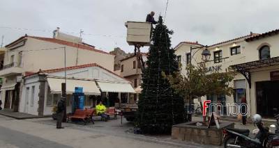 &Tau;&eta;&nu; &Pi;&alpha;&rho;&alpha;&sigma;&kappa;&epsilon;&upsilon;ή 9 &Delta;&epsilon;&kappa;&epsilon;&mu;&beta;&rho;ί&omicron;&upsilon; &eta; &phi;&omega;&tau;&alpha;&gamma;ώ&gamma;&eta;&sigma;&eta; &tau;&omicron;&upsilon; &Chi;&rho;&iota;&sigma;&tau;&omicron;&upsilon;&gamma;&epsilon;&nu;&nu;&iota;ά&tau;&iota;&kappa;&omicron;&upsilon; &Delta;έ&nu;&tau;&rho;&omicron;&upsilon; &tau;&eta;&sigmaf; &Mu;ύ&rho;&iota;&nu;&alpha;&sigmaf;