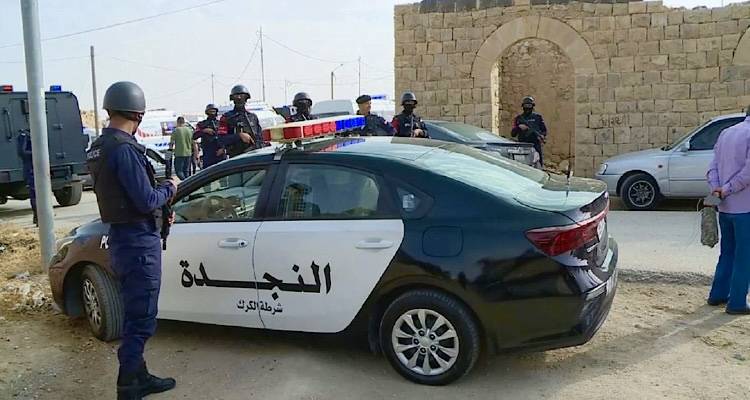 &Iota;&omicron;&rho;&delta;&alpha;&nu;ί&alpha;: &Mu;&alpha;&kappa;&epsilon;&lambda;&epsilon;&iota;ό &sigma;&epsilon; &epsilon;&lambda;&lambda;&eta;&nu;&omicron;&rho;&theta;ό&delta;&omicron;&xi;&omicron; &nu;&alpha;ό &tau;&eta;&nu; ώ&rho;&alpha; &kappa;&eta;&delta;&epsilon;ί&alpha;&sigmaf; | &Epsilon;&nu;&nu;έ&alpha; &nu;&epsilon;&kappa;&rho;&omicron;ί &kappa;&alpha;&iota; &delta;&epsilon;&kappa;ά&delta;&epsilon;&sigmaf; &tau;&rho;&alpha;&upsilon;&mu;&alpha;&tau;ί&epsilon;&sigmaf;