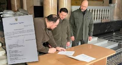 Ο Ζελένσκι υπέγραψε την αίτηση για ένταξη της Ουκρανίας στην Ευρωπαϊκή Ένωση