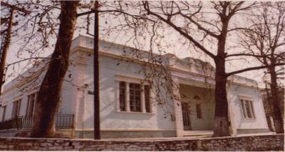 &Kappa;. &Sigma;&tau;&rho;&alpha;&tau;ά&kappa;&eta; &gamma;&iota;&alpha; 1&omicron; &Delta;&eta;&mu;&omicron;&tau;&iota;&kappa;ό &Mu;ύ&rho;&iota;&nu;&alpha;&sigmaf;: &Gamma;&iota;&rsquo; &alpha;&upsilon;&tau;&omicron;ύ&sigmaf; &tau;&omicron;&upsilon;&sigmaf; &lambda;ό&gamma;&omicron;&upsilon;&sigmaf; &epsilon;&nu;ώ&sigma;&alpha;&mu;&epsilon; &tau;&alpha; &tau;&mu;ή&mu;&alpha;&tau;&alpha; &tau;&eta;&sigmaf; &Sigma;&Tau;΄ &tau;ά&xi;&eta;&sigmaf;