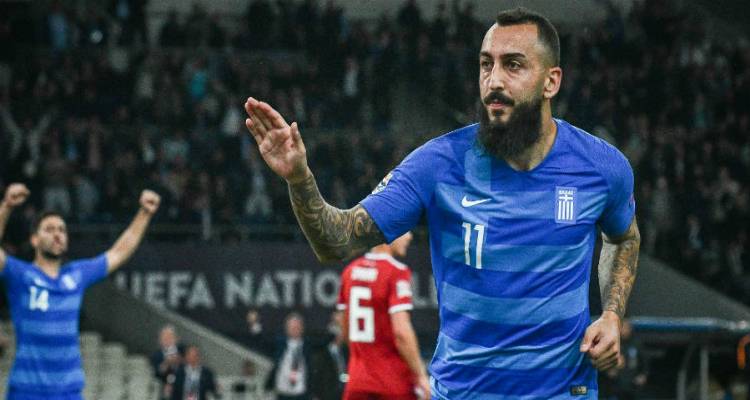 &Pi;&omicron;&tau;έ &delta;&iota;&pi;&lambda;ό &sigma;&tau;&eta; &Phi;&iota;&nu;&lambda;&alpha;&nu;&delta;ί&alpha;