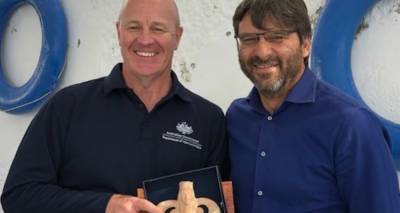 &Lambda;ή&mu;&nu;&omicron;&sigmaf;: &Delta;&rho;&omicron;&mu;&omicron;&lambda;&omicron;&gamma;&epsilon;ί&tau;&alpha;&iota; &mu;&epsilon;&gamma;ά&lambda;&omicron; έ&rho;&gamma;&omicron; &gamma;&iota;&alpha; &tau;&eta;&nu; &alpha;&nu;ά&delta;&epsilon;&iota;&xi;&eta; &tau;&eta;&sigmaf; &sigma;&eta;&mu;&alpha;&sigma;ί&alpha;&sigmaf; &tau;&omicron;&upsilon; &nu;&eta;&sigma;&iota;&omicron;ύ &sigma;&tau;&omicron;&nu; &Alpha;&rsquo; &Pi;&alpha;&gamma;&kappa;ό&sigma;&mu;&iota;&omicron; &Pi;ό&lambda;&epsilon;&mu;&omicron; (photos)