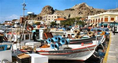 &Epsilon;&pi;&alpha;&gamma;&gamma;&epsilon;&lambda;&mu;&alpha;&tau;ί&epsilon;&sigmaf; &alpha;&lambda;&iota;&epsilon;ί&sigmaf; &Lambda;ή&mu;&nu;&omicron;&upsilon; &kappa;&alpha;&tau;ά &Mu;&omicron;&upsilon;&tau;&zeta;&omicron;ύ&rho;&eta;: &laquo;&Tau;&alpha; &pi;&rho;&omicron;&beta;&lambda;ή&mu;&alpha;&tau;&alpha; &pi;&omicron;&upsilon; &kappa;&lambda;ά&delta;&omicron;&upsilon; &mu;&alpha;&sigmaf; &pi;&omicron;&upsilon;&theta;&epsilon;&nu;ά!&raquo;