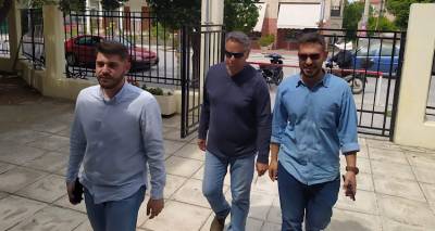 &Lambda;&alpha;ϊ&kappa;ή &Sigma;&upsilon;&sigma;&pi;&epsilon;ί&rho;&omega;&sigma;&eta; &Lambda;ή&mu;&nu;&omicron;&upsilon;: &Omicron; &Sigma;&pi;ύ&rho;&omicron;&sigmaf; &Pi;&lambda;ά&nu;&tau;&zeta;&omicron;&sigmaf; &upsilon;&pi;&omicron;&psi;ή&phi;&iota;&omicron;&sigmaf; &Delta;&eta;&mu;&omicron;&tau;&iota;&kappa;ό&sigmaf; &Sigma;ύ&mu;&beta;&omicron;&upsilon;&lambda;&omicron;&sigmaf;