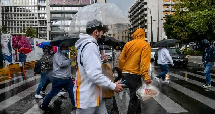 &Sigma;&tau;&alpha; 32.694 &tau;&alpha; &nu;έ&alpha; &kappa;&rho;&omicron;ύ&sigma;&mu;&alpha;&tau;&alpha;, 640 &omicron;&iota; &delta;&iota;&alpha;&sigma;&omega;&lambda;&eta;&nu;&omega;&mu;έ&nu;&omicron;&iota;, 80 &theta;ά&nu;&alpha;&tau;&omicron;&iota;