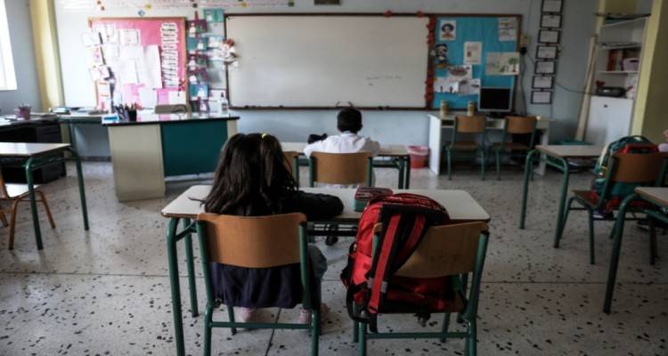 Στη Βουλή οι ελλείψεις και τα κενά στα δημοτικά και νηπιαγωγεία της Λήμνου