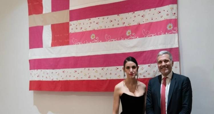 &Mu;ά&chi;&eta; &gamma;&iota;&alpha; &tau;&eta; &rho;&omicron;&zeta; &sigma;&eta;&mu;&alpha;ί&alpha;: &Alpha;&nu;&tau;&iota;&kappa;&rho;&omicron;&upsilon;ό&mu;&epsilon;&nu;&epsilon;&sigmaf; &alpha;&nu;&tau;&iota;&delta;&rho;ά&sigma;&epsilon;&iota;&sigmaf; | &Alpha;&pi;&omicron;&sigma;&tau;ά&sigma;&epsilon;&iota;&sigmaf; &alpha;&pi;ό &Nu;&tau;ό&rho;&alpha;, &Mu;&epsilon;&nu;&delta;ώ&nu;&eta;, &Kappa;&alpha;&iota;&rho;ί&delta;&eta;, &eta; &alpha;&pi;ά&nu;&tau;&eta;&sigma;&eta; &Gamma;&epsilon;&rho;&alpha;&pi;&epsilon;&tau;&rho;ί&tau;&eta;