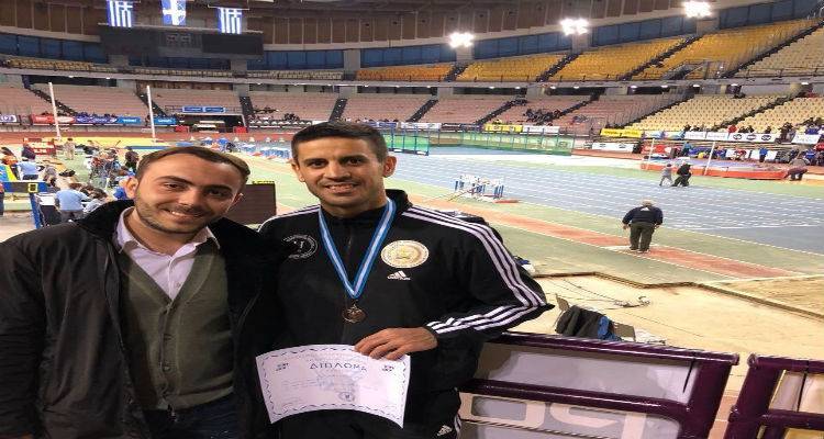 &Sigma;&tau;&eta;&nu; 3&eta; &theta;έ&sigma;&eta; &omicron; &Mu;&epsilon;&rho;&tau;&zeta;&alpha;&nu;ί&delta;&eta;&sigmaf; &sigma;&tau;&eta;&nu; &Pi;ά&tau;&rho;&alpha;