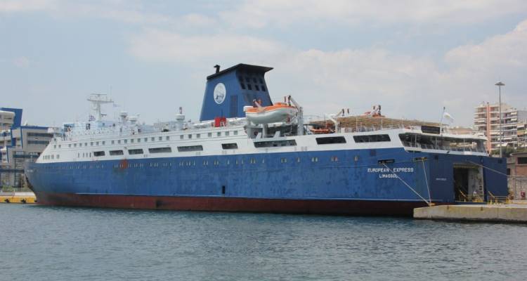 EUROPEAN EXPESS: Στο Πέραμα ένας παλιός γνώριμος της Λήμνου