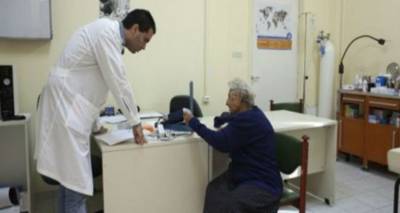 &Gamma;&iota;&alpha;&tau;&rho;&omicron;ί &sigma;&epsilon; 12 &chi;&omega;&rho;&iota;ά &tau;&eta;&sigmaf; &Lambda;ή&mu;&nu;&omicron;&upsilon;