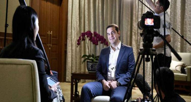 &Tau;&sigma;ί&pi;&rho;&alpha;&sigmaf;: &Tau;&alpha; &delta;ύ&sigma;&kappa;&omicron;&lambda;&alpha; &epsilon;ί&nu;&alpha;&iota; &pi;ί&sigma;&omega; &mu;&alpha;&sigmaf;, &eta; &Epsilon;&lambda;&lambda;ά&delta;&alpha; &epsilon;ί&nu;&alpha;&iota; &chi;ώ&rho;&alpha; &phi;&iota;&lambda;&iota;&kappa;ή &pi;&rho;&omicron;&sigmaf; &tau;&omicron;&upsilon;&sigmaf; &epsilon;&pi;&epsilon;&nu;&delta;&upsilon;&tau;έ&sigmaf;
