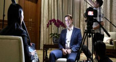 &Tau;&sigma;ί&pi;&rho;&alpha;&sigmaf;: &Tau;&alpha; &delta;ύ&sigma;&kappa;&omicron;&lambda;&alpha; &epsilon;ί&nu;&alpha;&iota; &pi;ί&sigma;&omega; &mu;&alpha;&sigmaf;, &eta; &Epsilon;&lambda;&lambda;ά&delta;&alpha; &epsilon;ί&nu;&alpha;&iota; &chi;ώ&rho;&alpha; &phi;&iota;&lambda;&iota;&kappa;ή &pi;&rho;&omicron;&sigmaf; &tau;&omicron;&upsilon;&sigmaf; &epsilon;&pi;&epsilon;&nu;&delta;&upsilon;&tau;έ&sigmaf;