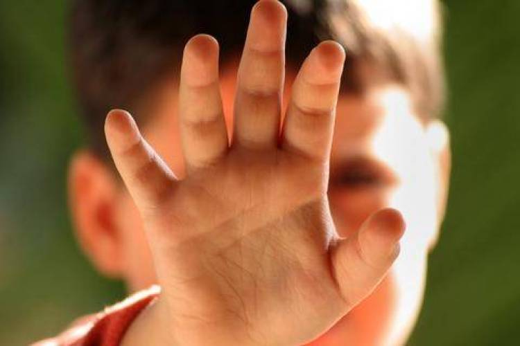 Κακοποιούσαν διαταραγμένα παιδιά σε ιδιωτικές κλινικές