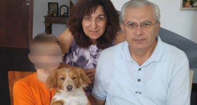 &Delta;&iota;&pi;&lambda;ό &phi;&omicron;&nu;&iota;&kappa;ό &sigma;&tau;&eta;&nu; &Kappa;ύ&pi;&rho;&omicron;: &Omicron; έ&nu;&alpha;&sigmaf; &alpha;&delta;&epsilon;&lambda;&phi;ό&sigmaf; &delta;&iota;&alpha;&psi;&epsilon;ύ&delta;&epsilon;&iota; &tau;&omicron;&nu; ά&lambda;&lambda;&omicron; | &Tau;&alpha; &nu;έ&alpha; &epsilon;&upsilon;&rho;ή&mu;&alpha;&tau;&alpha;