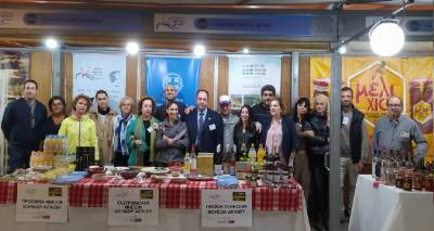 10+1 &epsilon;&pi;&iota;&chi;&epsilon;&iota;&rho;ή&sigma;&epsilon;&iota;&sigmaf; &tau;&eta;&sigmaf; &Lambda;ή&mu;&nu;&omicron;&upsilon; &sigma;&tau;&eta;&nu; 6&eta; &Gamma;&iota;&omicron;&rho;&tau;ή &Mu;&epsilon;&lambda;&iota;&omicron;ύ &kappa;&alpha;&iota; &Tau;&omicron;&pi;&iota;&kappa;ώ&nu; &Pi;&rho;&omicron;ϊό&nu;&tau;&omega;&nu;